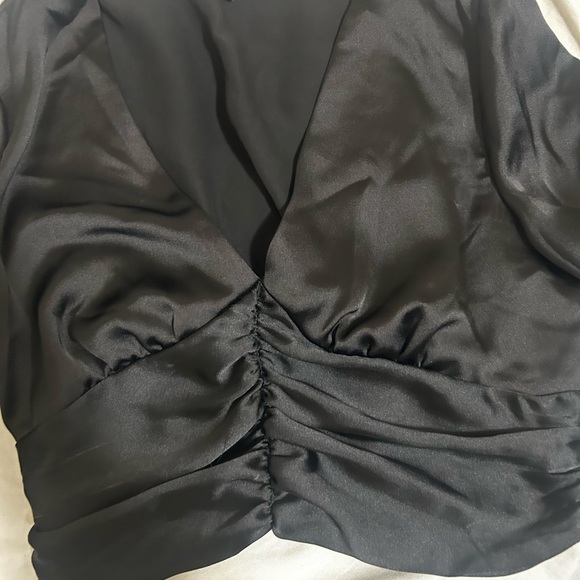 Dynamite silk long sleeve blouse - Picture 2 of 6